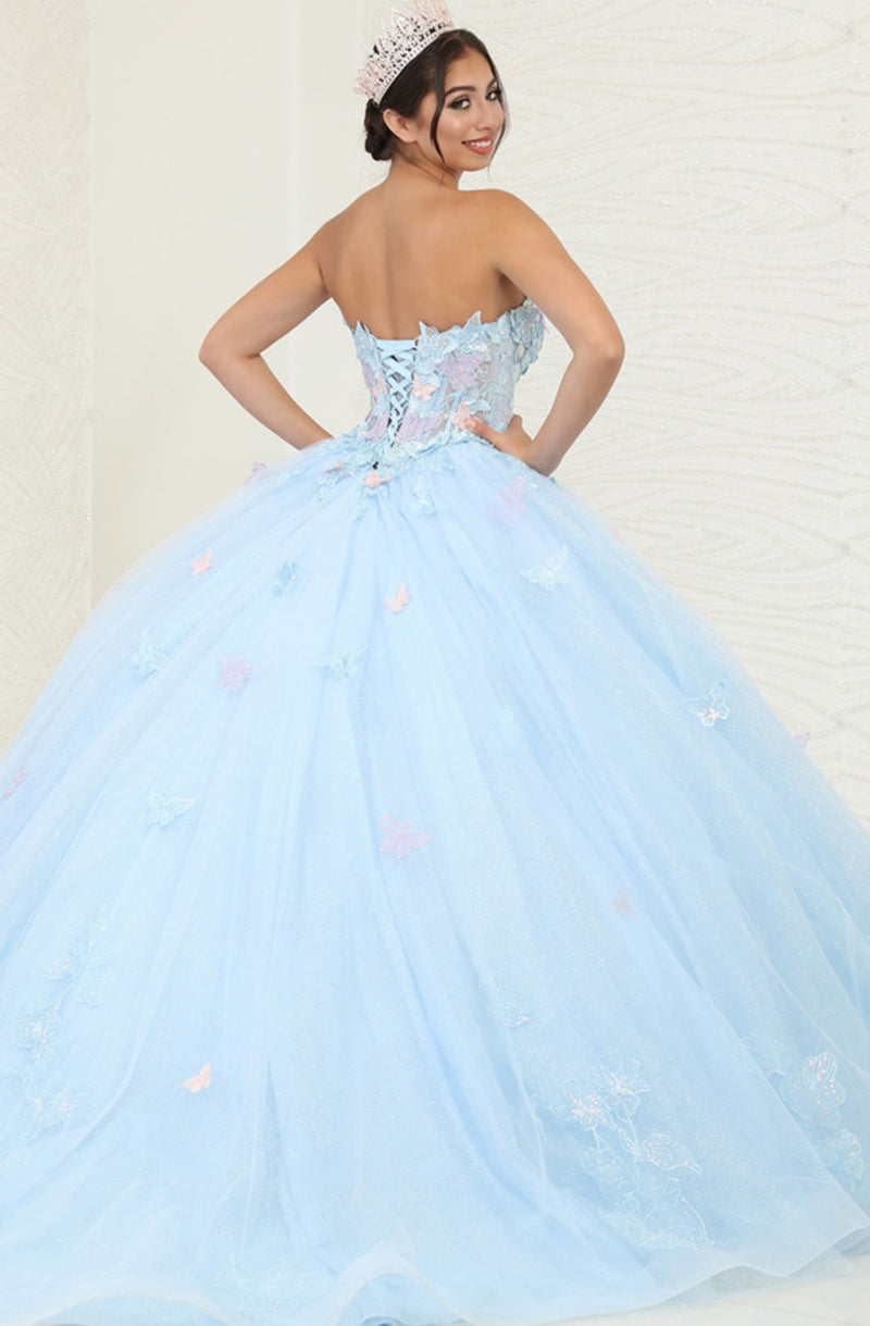 The Ultimate Guide to Quinceañera Gowns: History, Popularity, Pricing, and Versatility