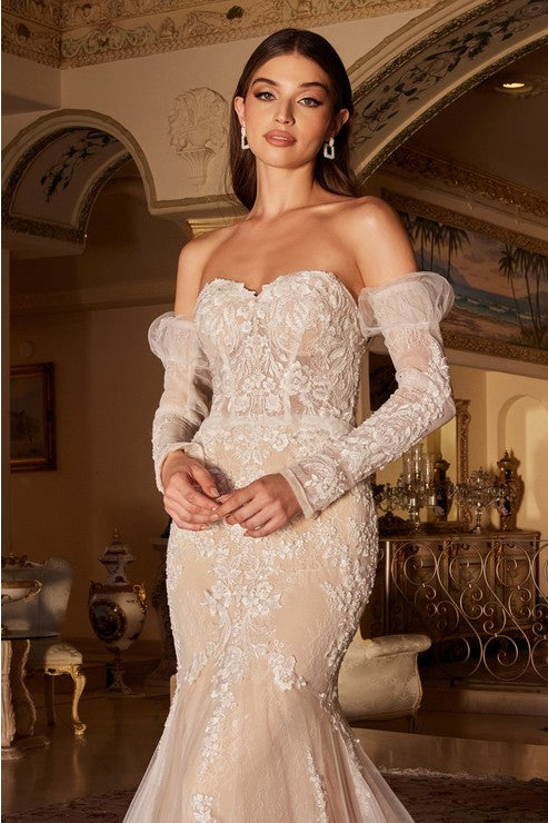 Exquisite Lace Mermaid Gown Luxurious Weddings