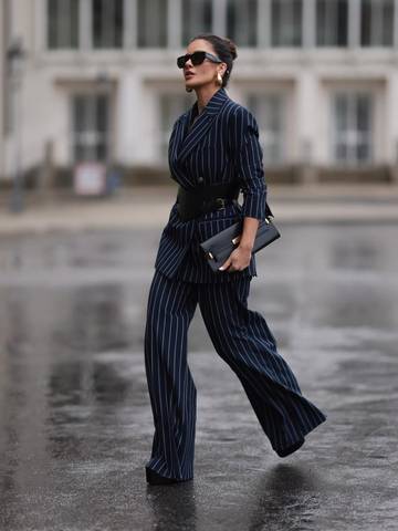 Elegant Striped Blazer & High Waist Pants Set Luxurious Weddings