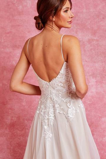 Sweetheart Sleeveless A-Line Train A-line Gown Luxurious Weddings