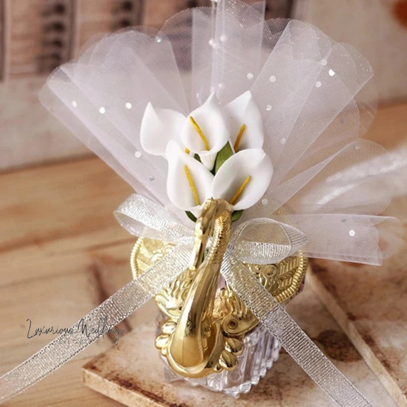 Acrylic Swan Wedding Favor Boxes - 12 Set Luxurious Weddings