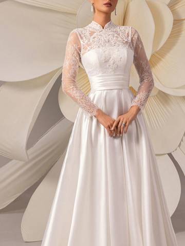 High-End Lace Embroidery Long Sleeve Satin Train Wedding Dress Luxurious Weddings