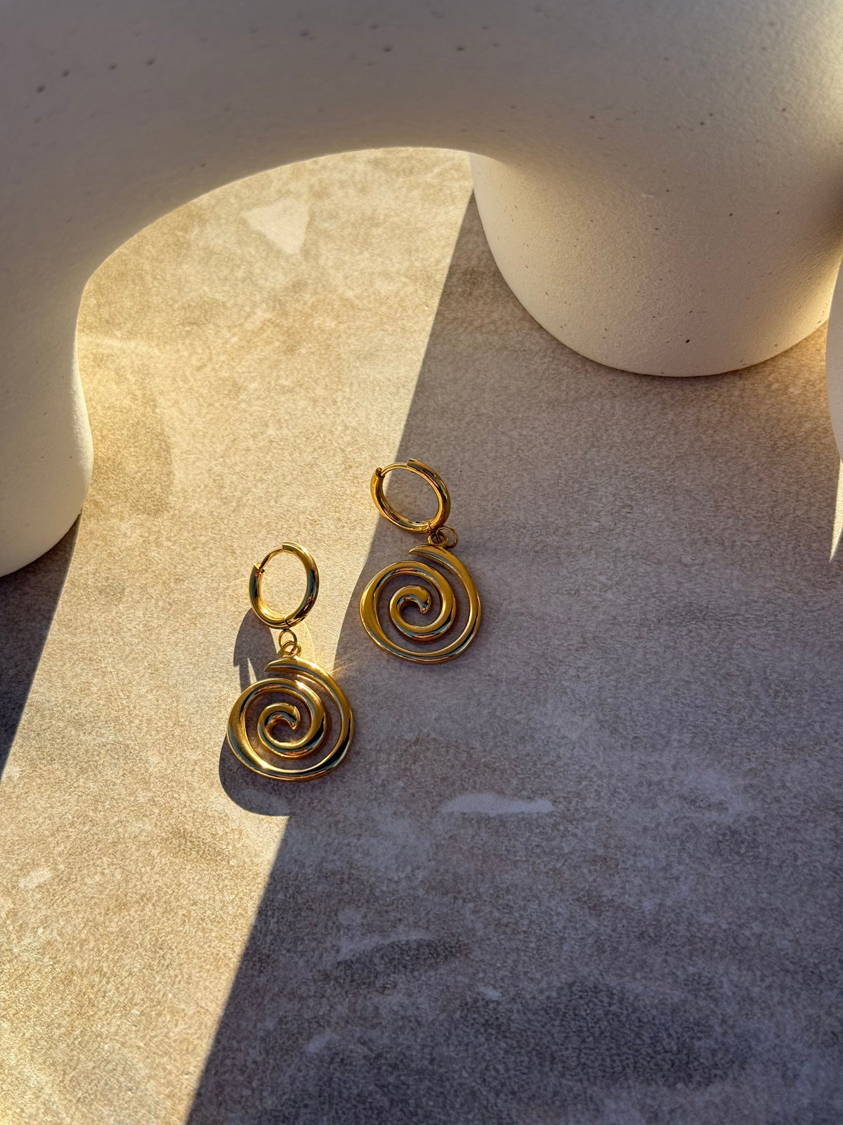 Āwhiorangi Gold Earrings