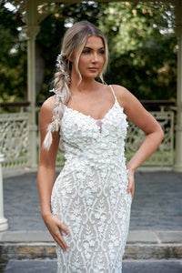 Vera Bridal Gown Bridal Gown Luxurious Weddings