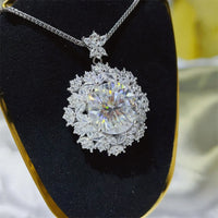 10 Carat Moissanite 925 Sterling Silver Necklace Necklace Luxurious Weddings