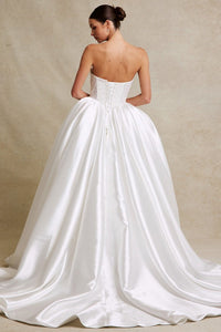Sweetheart Lace Top A-Line Wedding Gown Wedding Dress Luxurious Weddings