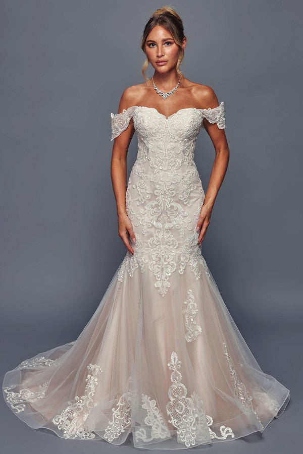 Off The Shoulder Sweetheart Neckline Mermaid Dress Wedding Dress Luxurious Weddings