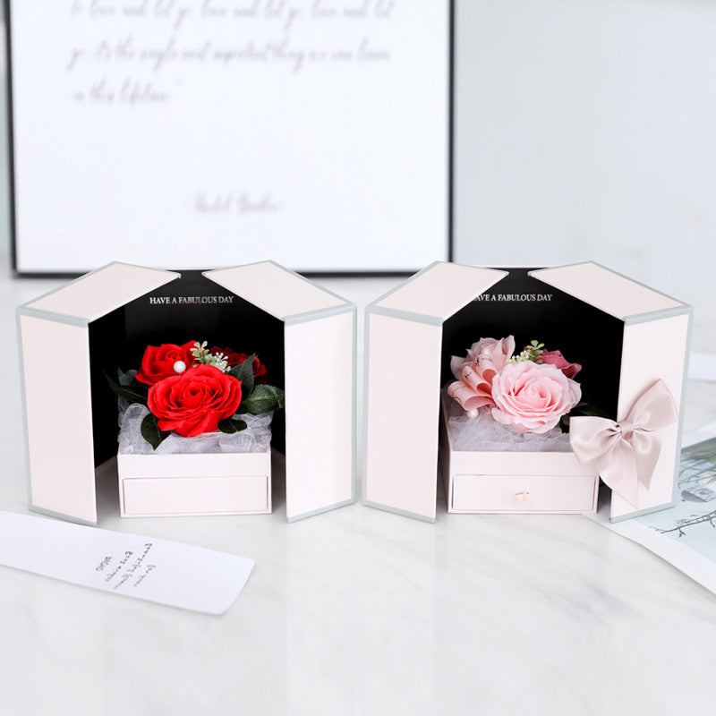 Valentine's Day Creative Roses Jewelry Gift Box Luxurious Weddings