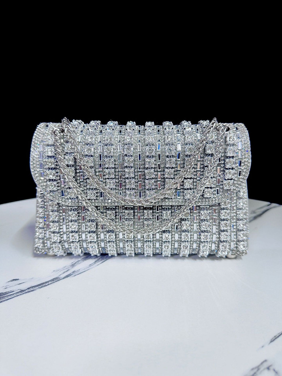 Socialite Diamond Handbag with Diamond Inlaid Chain Handbags Luxurious Weddings