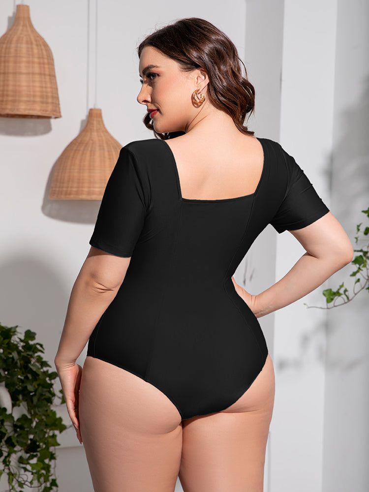 Plus Size Scoop Neck Short Sleeve One-Piece Swimsuit Plus size swimwear Luxurious Weddings