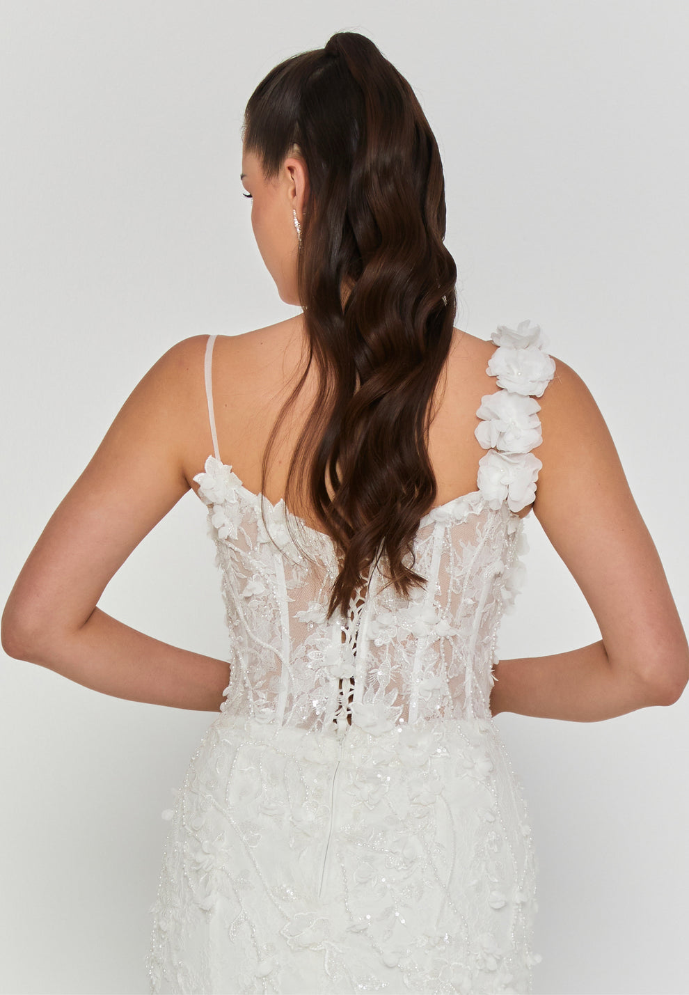 Sleeveless Lace Mermaid Wedding Dress with Appliques WEDDING DRESS Luxurious Weddings