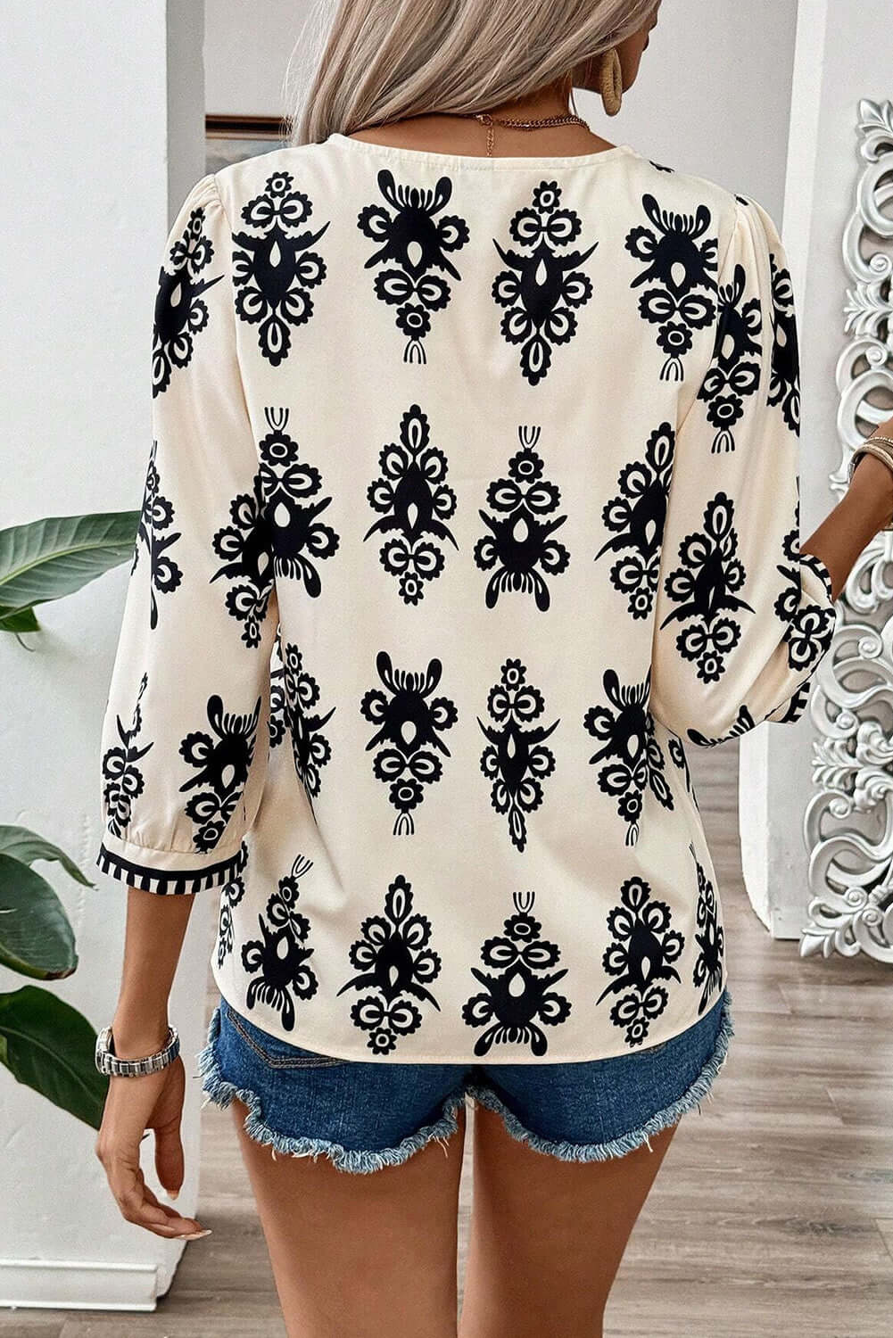 Beige Vintage Geometric Printed 3/4 Sleeve V Neck Blouse Tops/Blouses & Shirts Luxurious Weddings