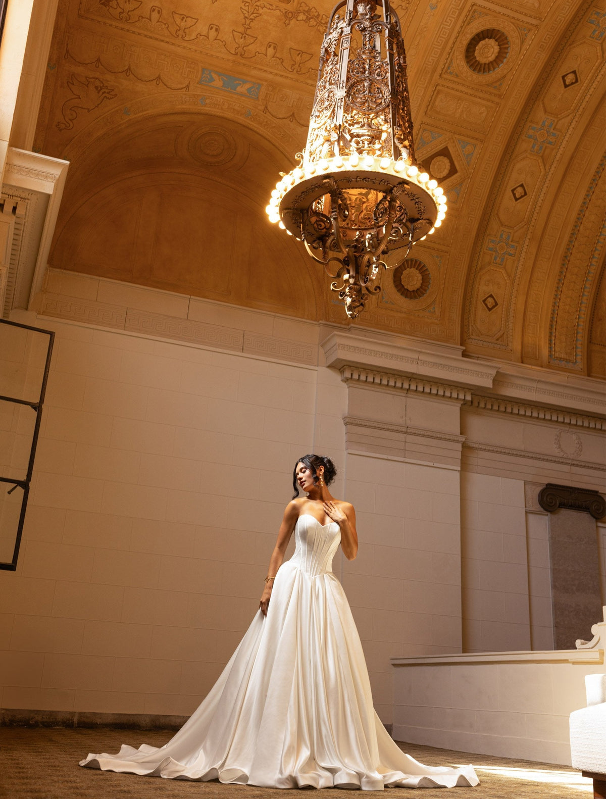 Bridal Ball Gown Long Wedding Dress Wedding Dress Luxurious Weddings