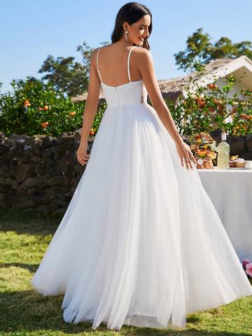 Spaghetti Straps Sleeveless Tulle Pearl Beaded Wedding Dress