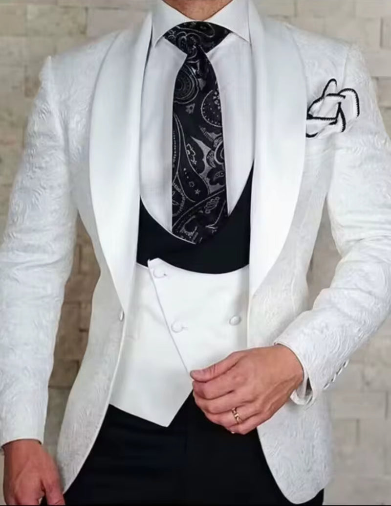 Men's Jacquard Paisley 3-piece groom tuxedo in white, featuring blazer, waistcoat, and stylish tie.
