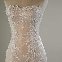 Embroidery Lace Slim Sleeveless Wedding Dress Wedding Dress Luxurious Weddings