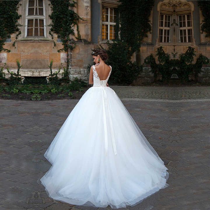 Enchanting Elegance: Backless Appliqué Bridal Gown A line Dress Luxurious Weddings