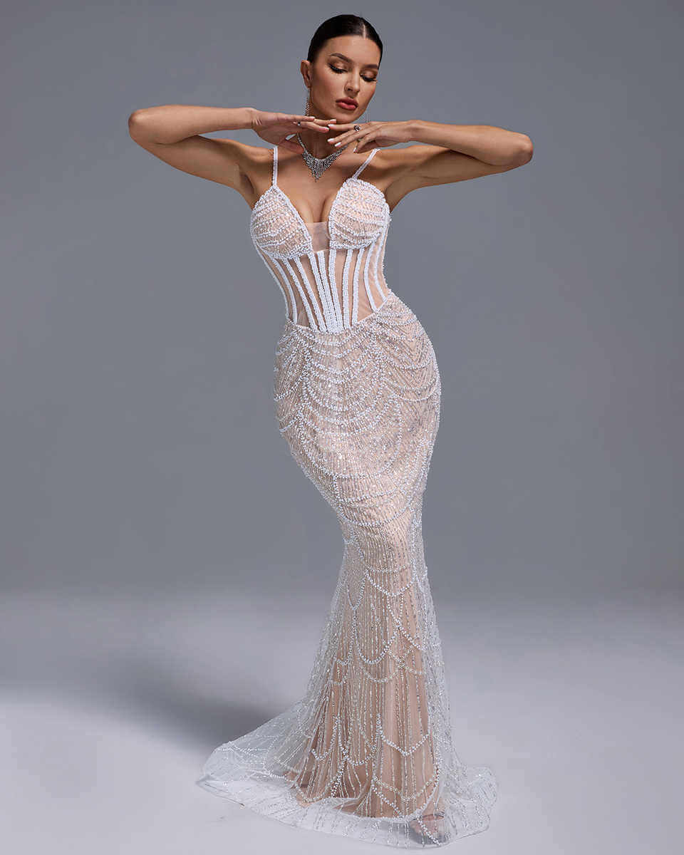 Elegant Full Beading V-Neck Wedding Gown Evening Dress Luxurious Weddings