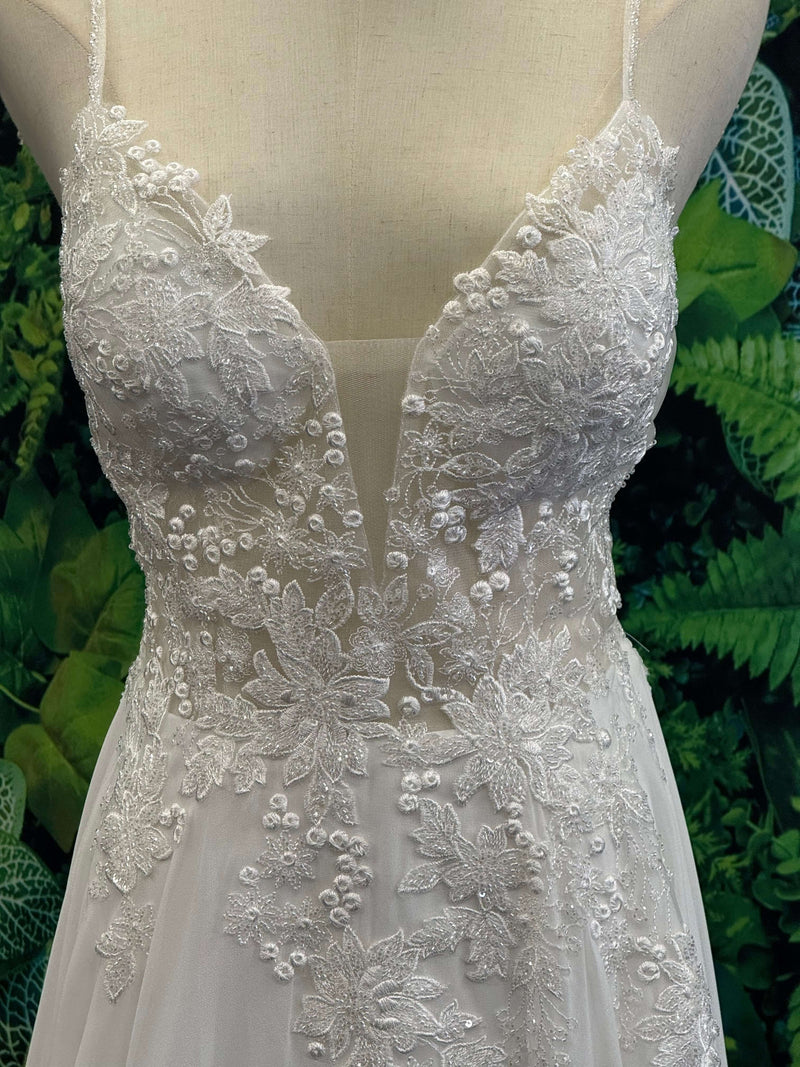 A-Line Chiffon Bridal Gown Wedding dress Luxurious Weddings