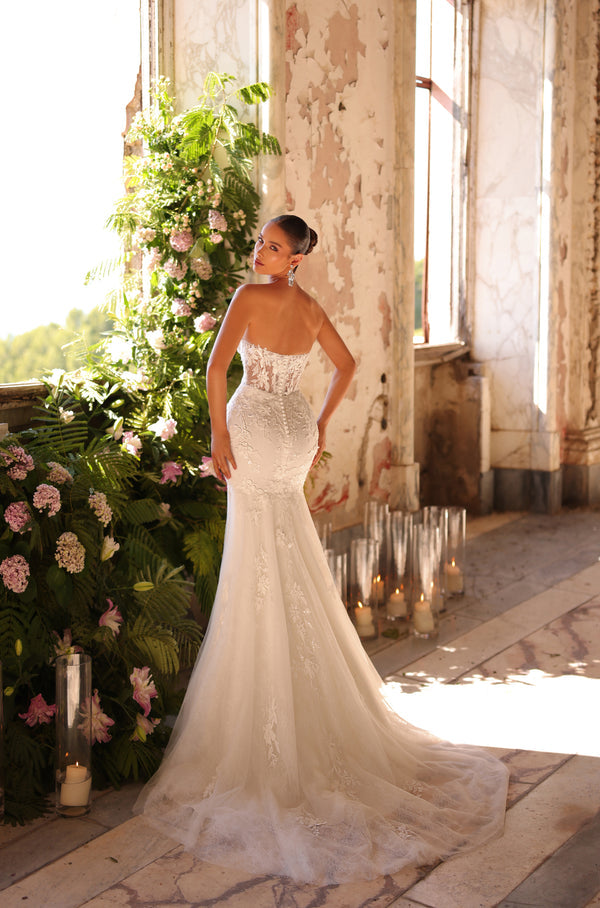 Long Mermaid Lace Corset Wedding Dress Mermaid Gown Luxurious Weddings