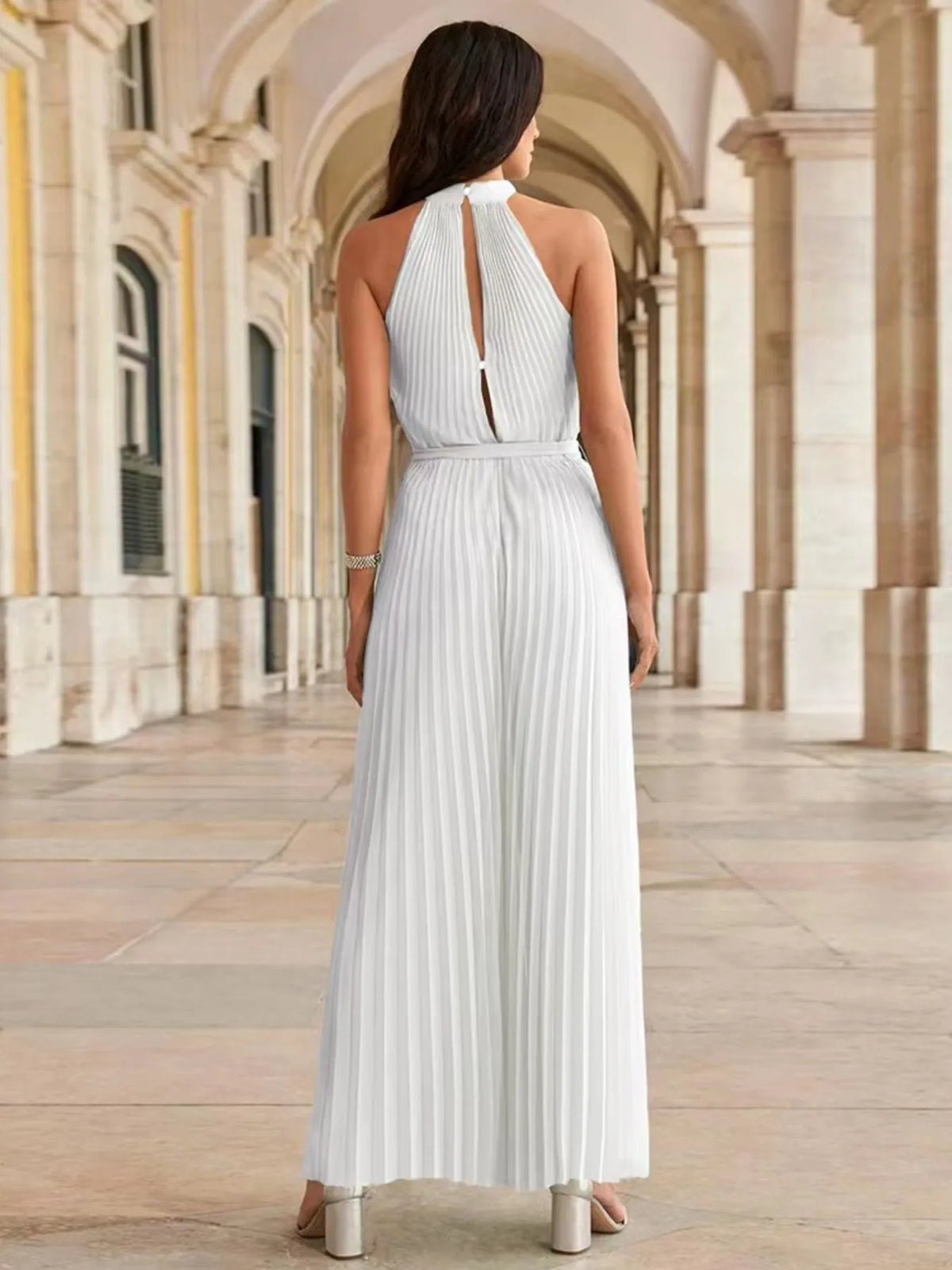 Pleated Sleeveless Wide Leg Jumpsuit Jumpsuit Luxurious Weddings