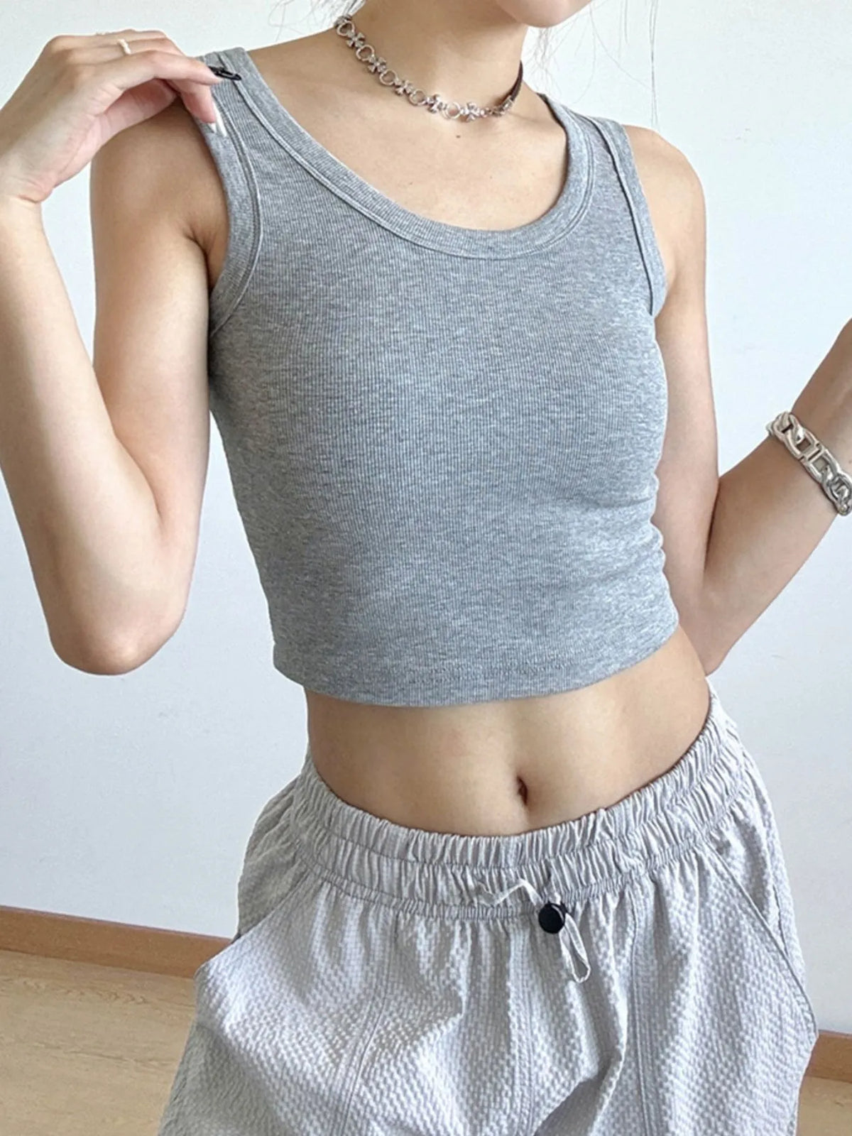 Ribbed Crop Tank Top Women's Tops Luxurious Weddings