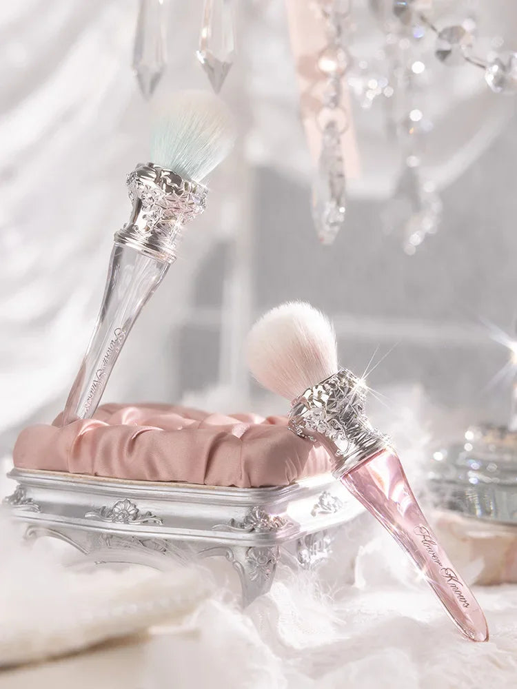 Flower Knows Swan Stippling Brush - Swan Ballet Wool Makeup Essentials Luxurious Weddings