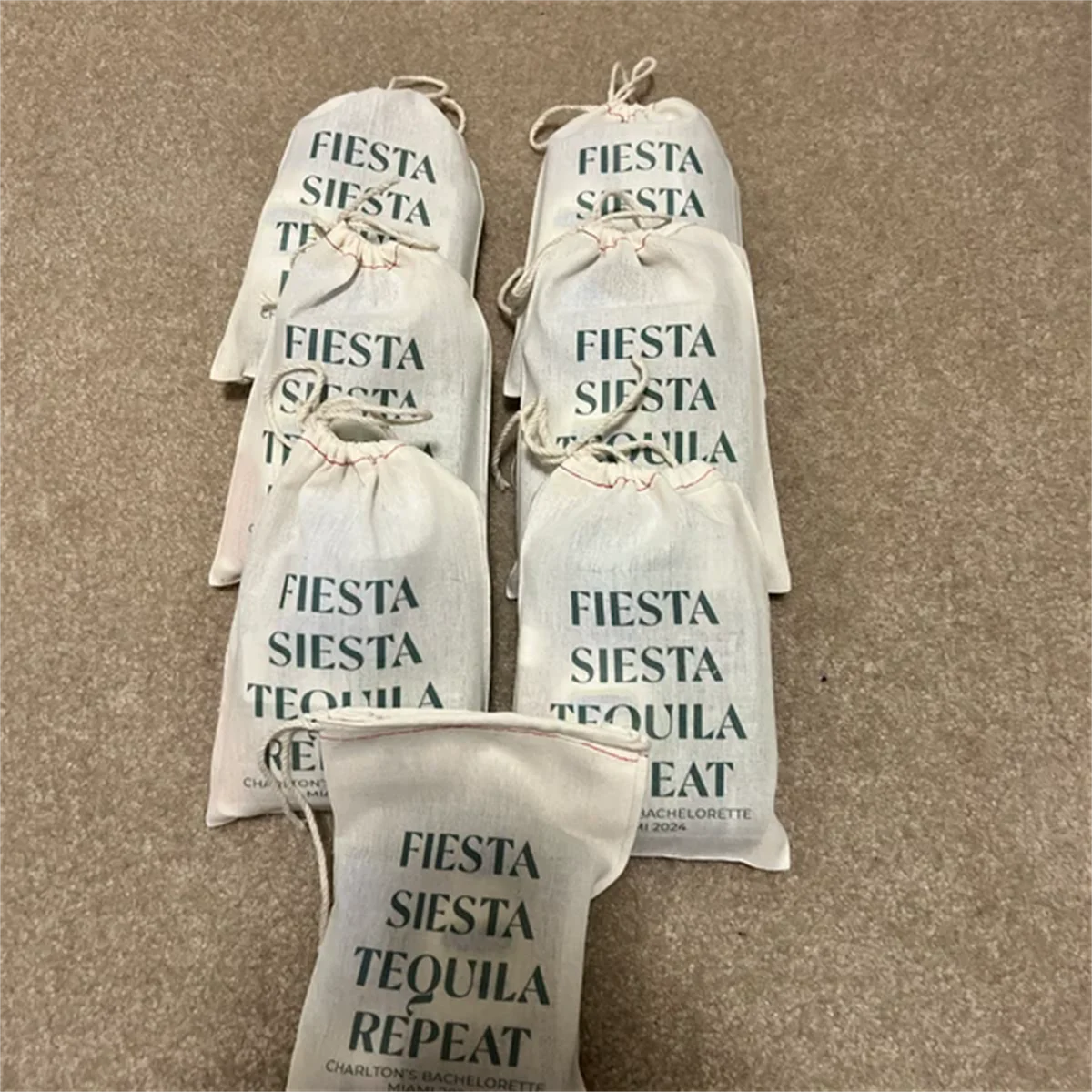 Sd3284fc07ddc4cfcae0eb6b020389370W