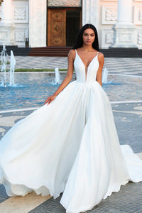 Liliana Ball Gown Wedding Dress