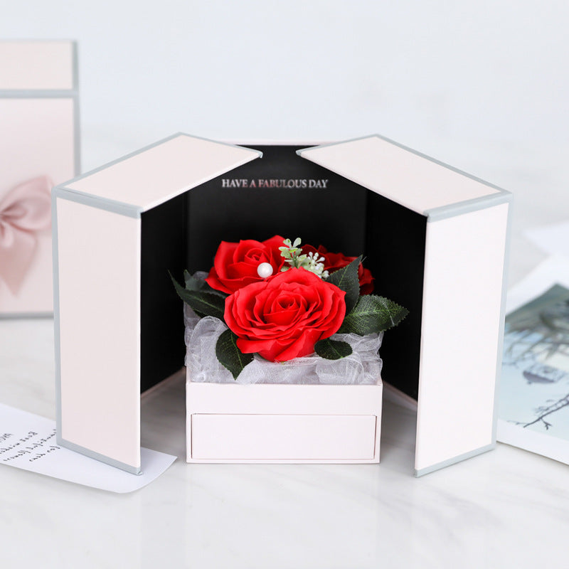 Valentine's Day Creative Roses Jewelry Gift Box Luxurious Weddings