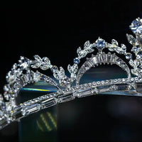 a tiara with a lot of diamonds on it