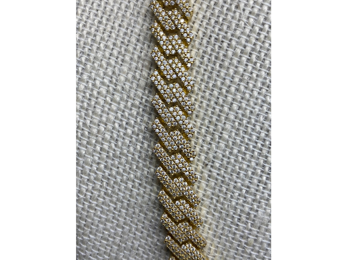 Iced Out Cuban Link 925 Silver or Gold Moissanite Chain Jewellery Luxurious Weddings