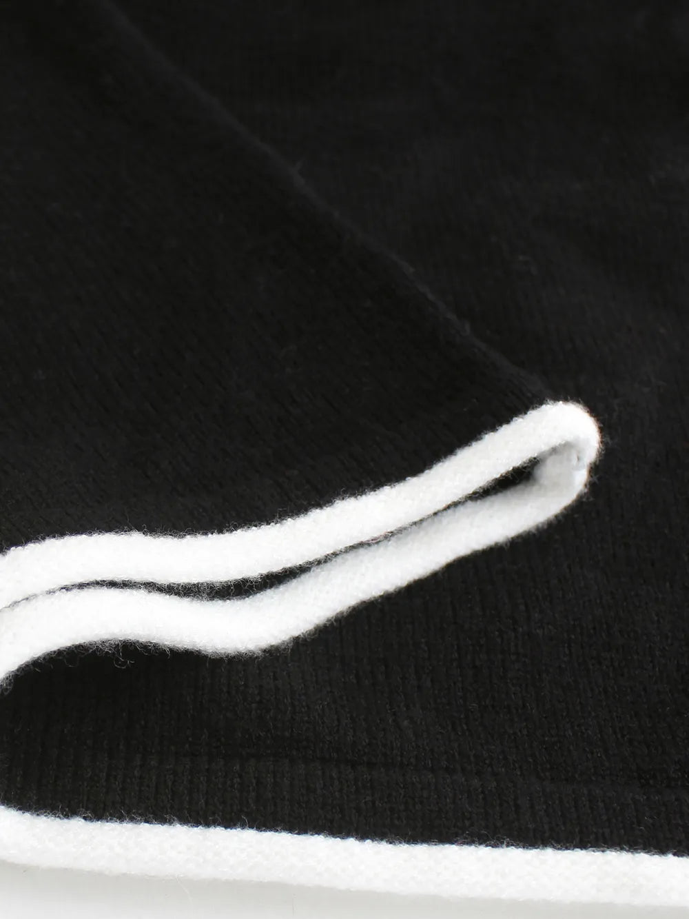 Contrast Trim Off-Shoulder Long Sleeve Maxi Sweater Dress Sweater Dress Luxurious Weddings