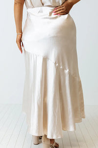 Plus Size Slit Ruffled Skirt Plus size skirt Luxurious Weddings