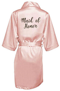 a robe that says maid of honor on it