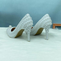 Pointed Pearl wedding shoes & Matching Purse - Luxurious Weddings