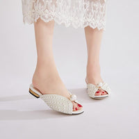 Pointed Pearl wedding shoes & Matching Purse - Luxurious Weddings