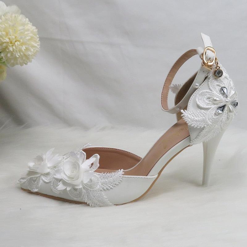 White Flower Pumps wedding shoes - Luxurious Weddings