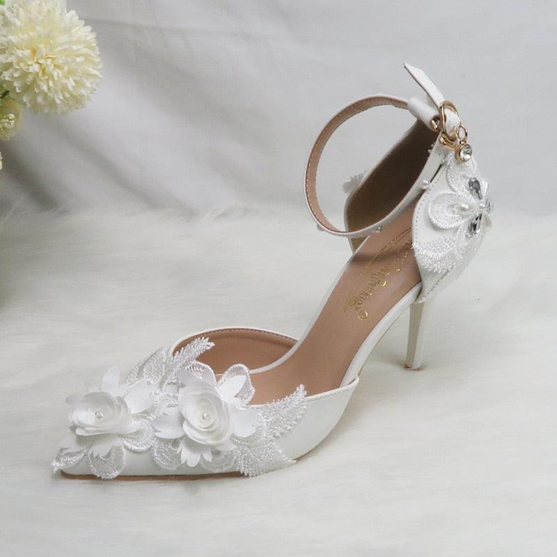 White Flower Pumps wedding shoes - Luxurious Weddings