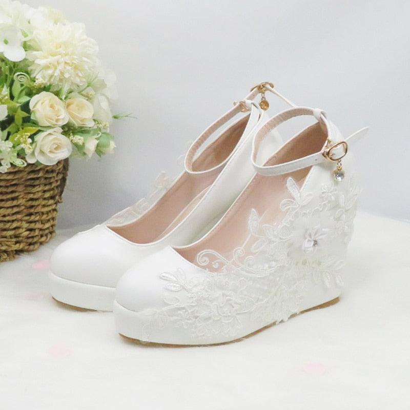 White Flower Pumps wedding shoes - Luxurious Weddings